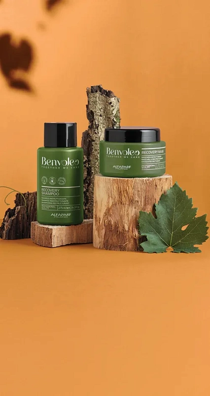 Восстанавливающая сила гиперферментированной коры дуба и виноградного сока дарит новую жизнь поврежденным волосам.<br />
